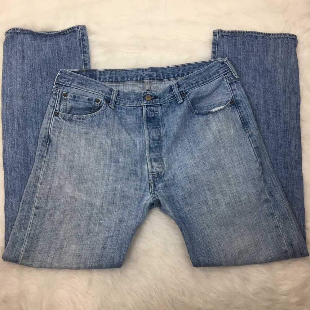 Levi’s 501 Button Fly Blue Denim Jeans - 36x32 - Picture 3 of 8
